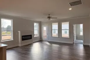 727 Kestrel Dr, Loganville, GA 30052 - Photo 11