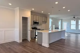 727 Kestrel Dr, Loganville, GA 30052 - Photo 7