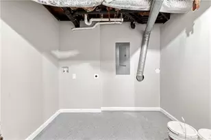 1097 Wildwood Ln, Lawrenceville, GA 30046 - Photo 19