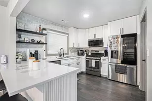 1020 Hampton Hill Ct, Lawrenceville, GA 30044 - Photo 9