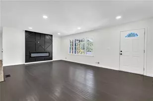 2401 Winshire Dr, Decatur, GA 30035 - Photo 19