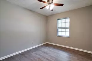 484 Evergreen Dr, Forest Park, GA 30297 - Photo 15