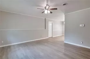 484 Evergreen Dr, Forest Park, GA 30297 - Photo 3