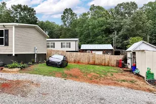 112 Fisherman Cv, Lavonia, GA 30553 - Photo 5