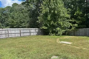 2205 Baker Carter Dr, Loganville, GA 30052 - Photo 3