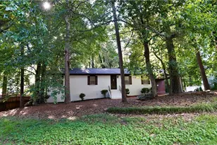 5521 E Wind Dr SW, Lilburn, GA 30047 - Photo 5