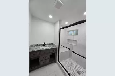 2499 Sylvan Road, East Point, GA 30344 - Photo 17