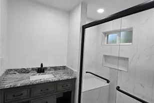 2499 Sylvan Rd, East Point, GA 30344 - Photo 17