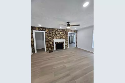 2499 Sylvan Road, East Point, GA 30344 - Photo 7