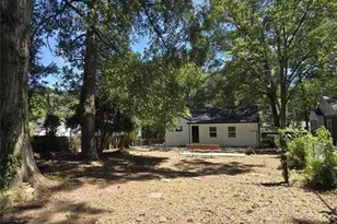 2499 Sylvan Rd, East Point, GA 30344 - Photo 31