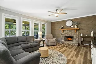 25 Shoreline Dr, Cartersville, GA 30120 - Photo 3