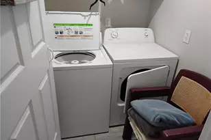 1819 Ashborough Circle SE, Marietta, GA 30067 - Photo 13