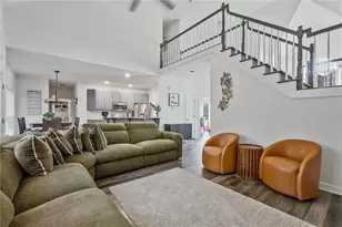 2170 Thorndale Dr SW, Lilburn, GA 30047 - Photo 9