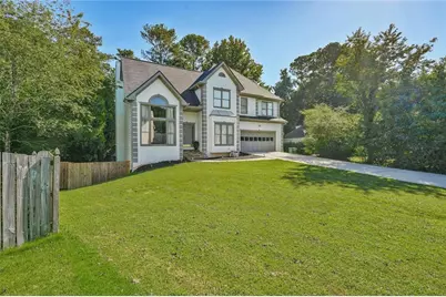 2170 Thorndale Drive SW, Lilburn, GA 30047 - Photo 3