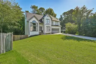 2170 Thorndale Dr SW, Lilburn, GA 30047 - Photo 3