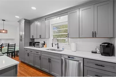 799 Pine Roc Drive, Stone Mountain, GA 30083 - Photo 9