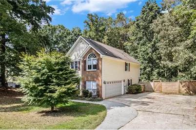 147 Crossroads Est Drive, Newnan, GA 30265 - Photo 3