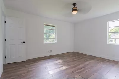 5207 Dixie Lake Road, Union City, GA 30291 - Photo 11