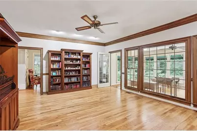 527 N Saint Marys Lane NW, Marietta, GA 30064 - Photo 13