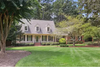 527 N Saint Marys Lane NW, Marietta, GA 30064 - Photo 1