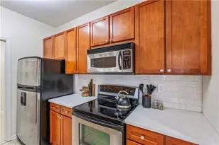 1250 Parkwood Circle SE, Atlanta, GA 30339 - Photo 9