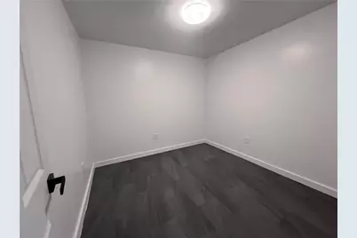 7855 Roswell Road, Atlanta, GA 30350 - Photo 15