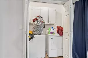 1418 Winchester Trail, Riverdale, GA 30296 - Photo 17