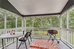 1418 Winchester Trail, Riverdale, GA 30296 - Photo 37