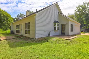 2006 Hawthorne Way, Woodstock, GA 30189 - Photo 3