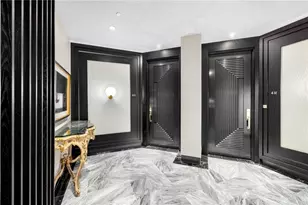 2660 Peachtree Rd NW, Atlanta, GA 30305 - Photo 1