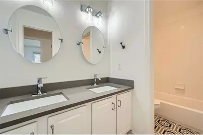 2426 Vivian Circle, Decatur, GA 30030 - Photo 23