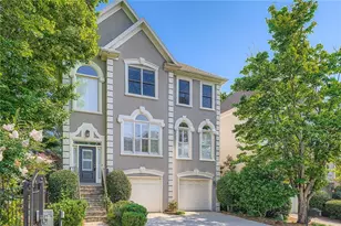 2426 Vivian Cir, Decatur, GA 30030 - Photo 3