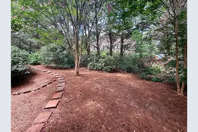 535 Suwanee East Drive, Lawrenceville, GA 30043 - Photo 19