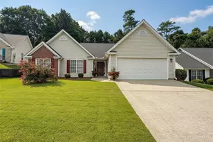 535 Suwanee E Dr, Lawrenceville, GA 30043 - Photo 1