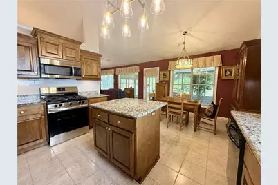 535 Suwanee East Drive, Lawrenceville, GA 30043 - Photo 9