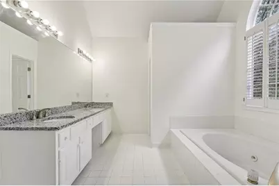 221 Larkshyre Trail, Lawrenceville, GA 30043 - Photo 29