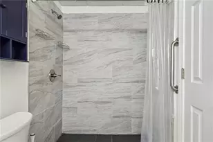 221 Larkshyre Trail, Lawrenceville, GA 30043 - Photo 23