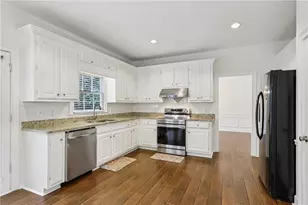 221 Larkshyre Trail, Lawrenceville, GA 30043 - Photo 11