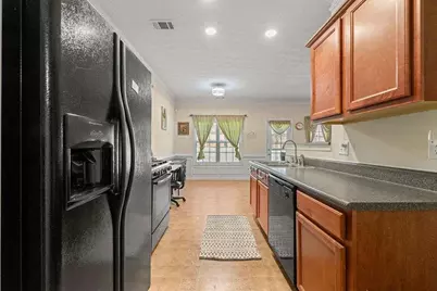 3823 Roses Trail, Fairburn, GA 30213 - Photo 7