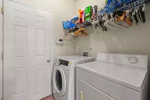 3823 Roses Trail, Fairburn, GA 30213 - Photo 9