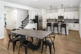 1595 Wellston Dr, Lawrenceville, GA 30043 - Photo 3