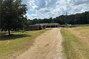 8150 Lakeview Dr SW, Covington, GA 30014 - Photo 1