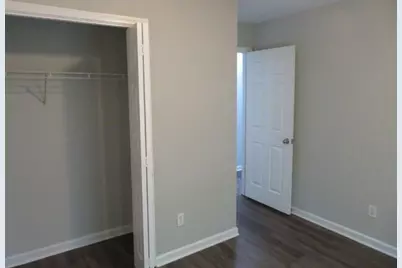 560 Manning Road SW, Marietta, GA 30064 - Photo 13