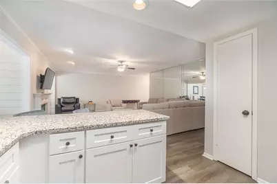 31 Muncy Court SE, Smyrna, GA 30080 - Photo 5