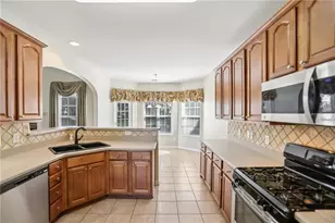 8004 Larksview Dr, Fairburn, GA 30213 - Photo 9