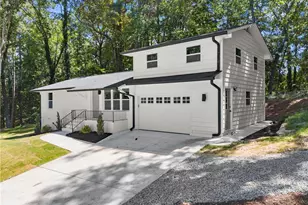 5871 Dolvin Ln, Buford, GA 30518 - Photo 5