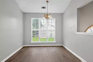 5470 Twin Lakes Dr, Atlanta, GA 30349 - Photo 5