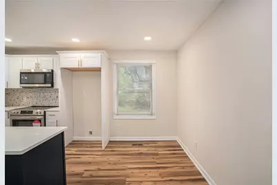 938 Rebel Forest Drive SE, Atlanta, GA 30315 - Photo 9