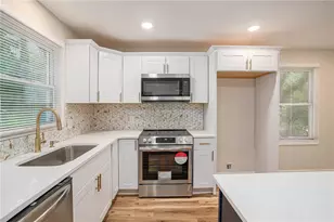 938 Rebel Forest Dr SE, Atlanta, GA 30315 - Photo 13