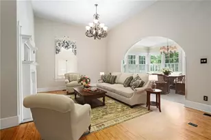 531 Thomaston St, Barnesville, GA 30204 - Photo 3